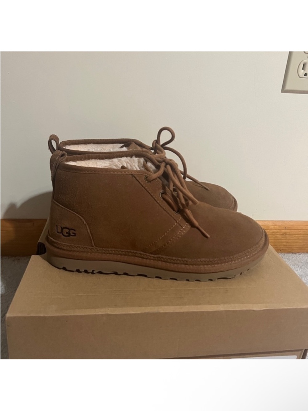 UGG Men’s Chestnut Suede Chukka Boot with Shearling Lining